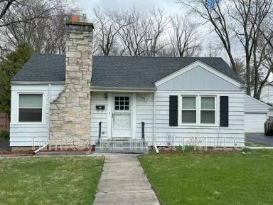 Main picture of 17959 Loomis Ave