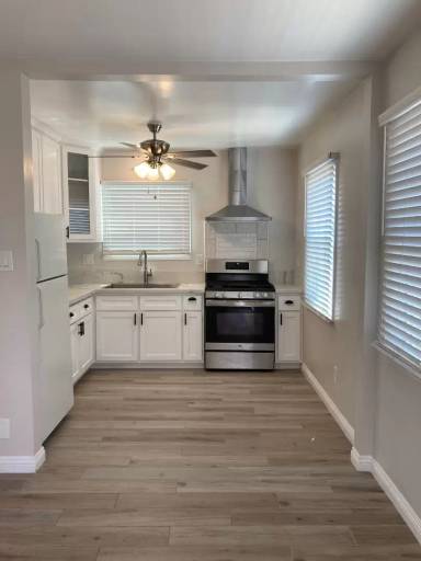 Main picture of 4412 N Lakewood Blvd