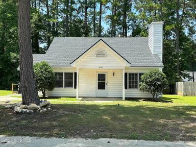 Main picture of 2116 Tanglewood Rd