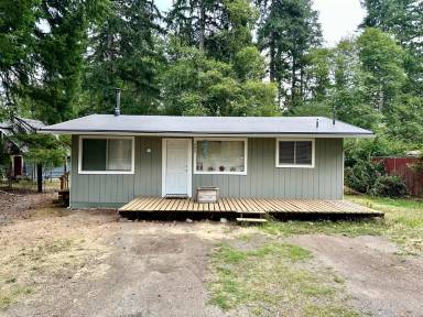 Main picture of 480 E Timberlake Dr
