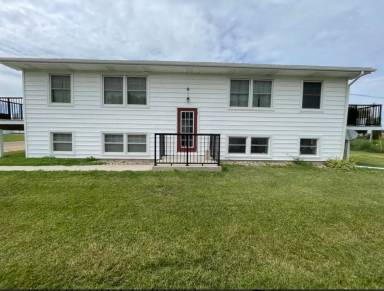 Main picture of 44 N Amos St