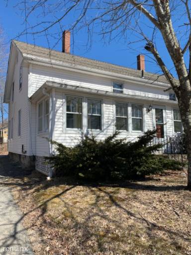 Main picture of 433 N Main St