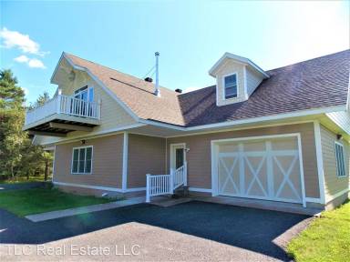 Main picture of 1016 West St