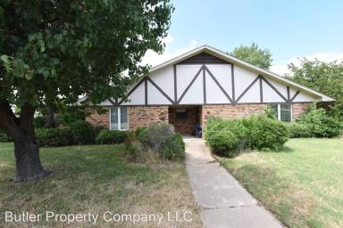 Main picture of 3321 Kathy Ln