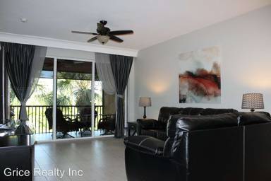 Main picture of 10029 Heather Ln
