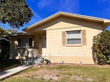 Main picture of 2621 40th Ave N