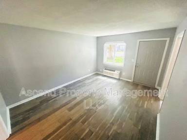Main picture of 217 Sequoia Dr