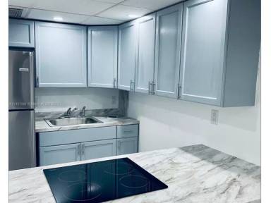 Main picture of 777 SW 9th Ave