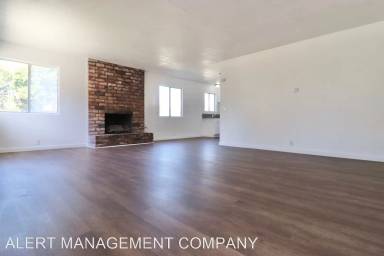 Main picture of 4820 Terrace Ave