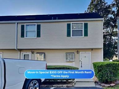 Main picture of 111 E 1st St