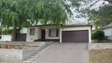 Main picture of 2923 Frances Ave