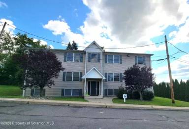 Main picture of 131 Smith St