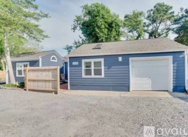 Main picture of 203 62nd St
