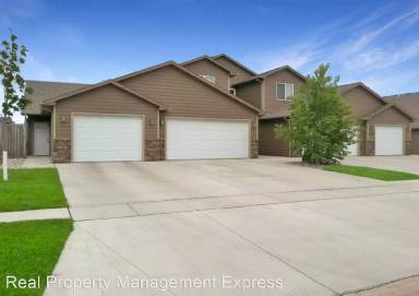 Main picture of 3501-3805 W 93rd St