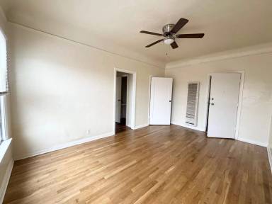 Main picture of 1154 S Normandie Ave
