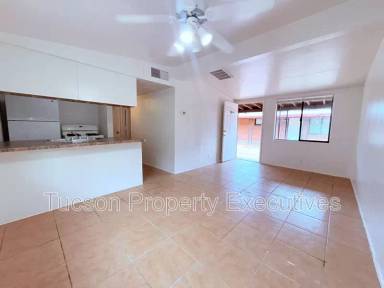Main picture of PM460 - North Beverly Avenue - 1646