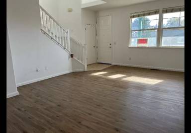 Main picture of 174 Hazelnut Ln