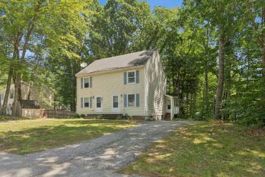 Main picture of 5 Woodvale Ct