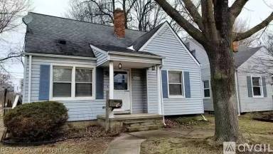 Main picture of 2001 Dallas Ave