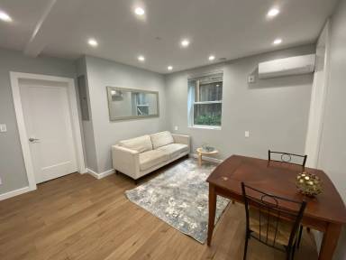 Main picture of 511 Eureka St