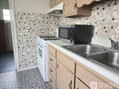 Main picture of 1641 Rosemont Dr