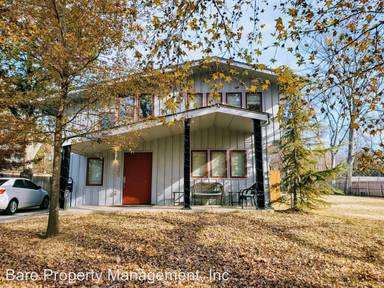 Main picture of 1005 S Pickard Ave