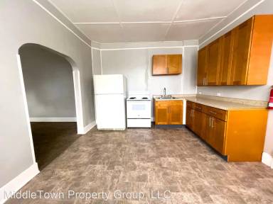 Main picture of 324-326-328 Bundy Ave