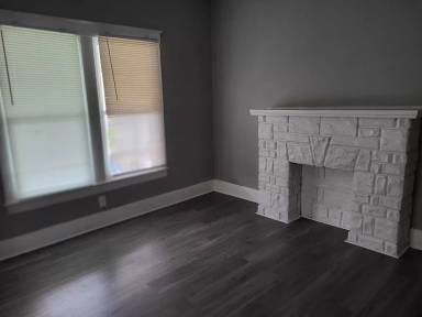 Main picture of 663 S 43rd St