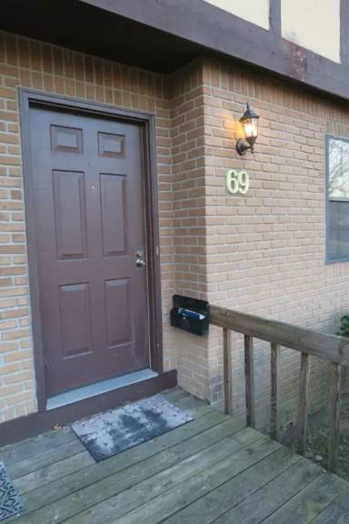 Main picture of 59 W Tulane Rd