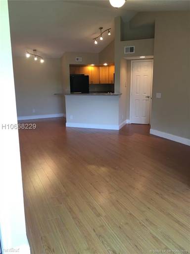 Main picture of 12870 Vista Isles Dr