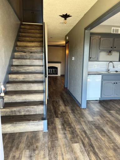 Main picture of Champion Place