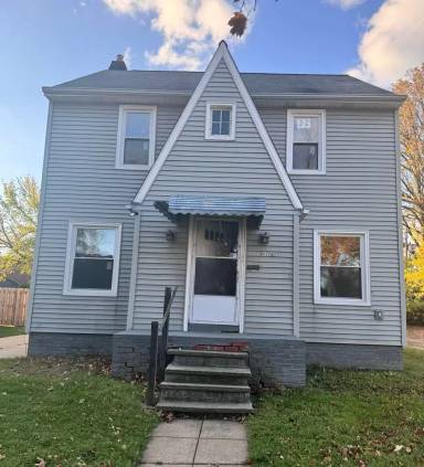 Main picture of 19000 Meredith Ave
