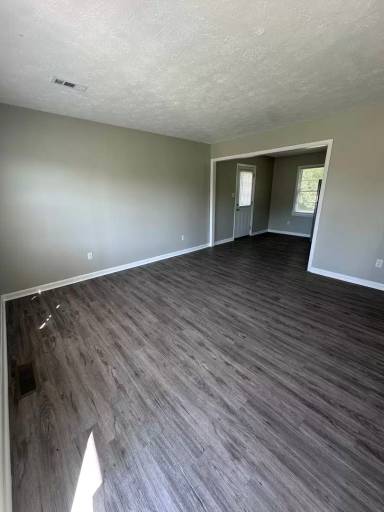 Main picture of 7043 Forest Park Blvd