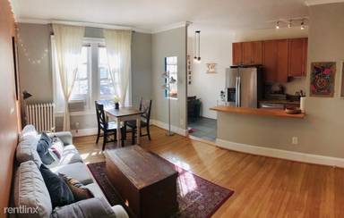Main picture of 3314 Mount Pleasant St NW