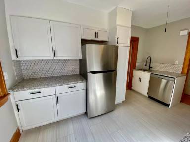 Main picture of 3432 Girard Ave S