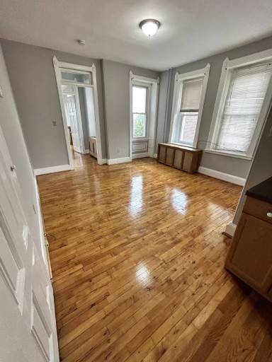 Main picture of 259 W Baltimore Ave