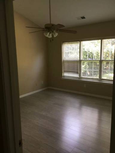 Main picture of 9737 Woodend Ct