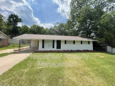 Main picture of 941 Belvedere Dr