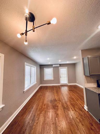 Main picture of Manorsouth Apartments