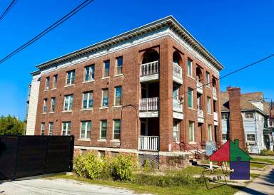 Main picture of 169 S Union St