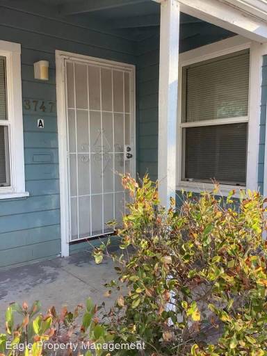 Main picture of 3747 9th Ave