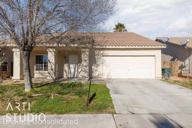Main picture of 925 Rivers Bend Dr