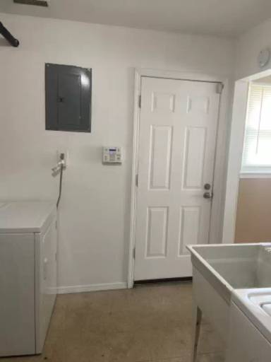 Main picture of 107 N Roselawn St