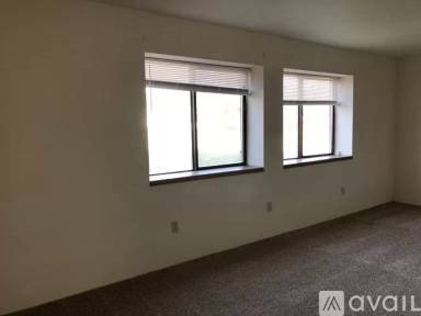 Main picture of 609 Princeton Ave N