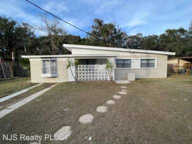 Main picture of 5443 Keystone Dr N