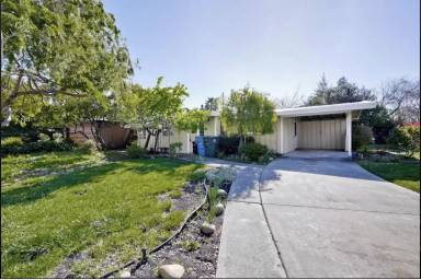 Main picture of 510 Ashton Ave