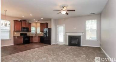 Main picture of 5872 Seabright Ln
