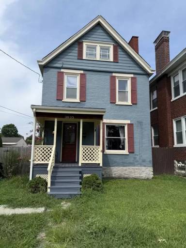 Main picture of 3935 Lindley Ave