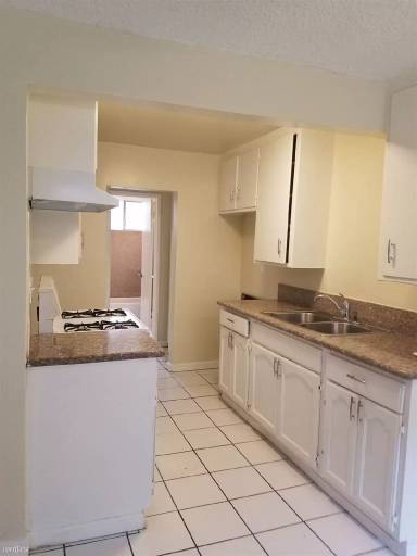 Main picture of 3814 Baldwin Ave