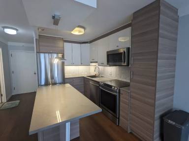 Main picture of 10 E Ontario St Apartments